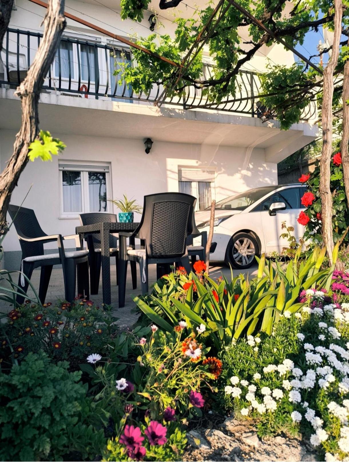 Ivan Domazet Apartment *