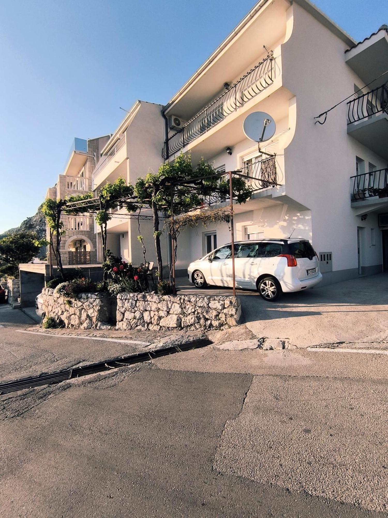 Ivan Domazet Apartment *