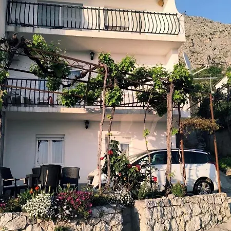 Ivan Domazet Omis Exterior photo
